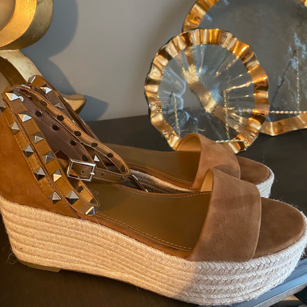 Marc fisher heels